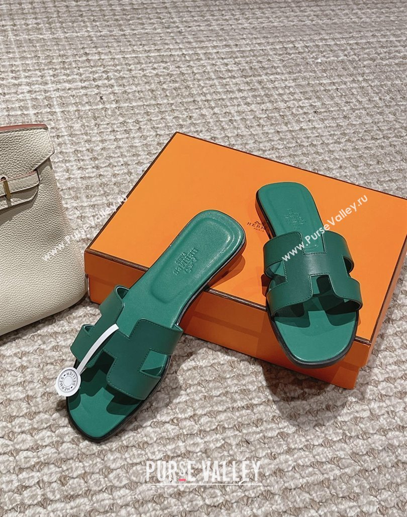 Hermes Classic Oran Flat Slide Sandals in Smooth Leather Green 1 2024 0123 (MD-240123070)