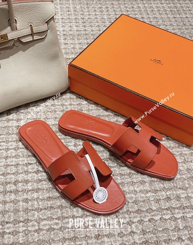 Hermes Classic Oran Flat Slide Sandals in Smooth Leather Brick Red 2024 0123 (MD-240123072)