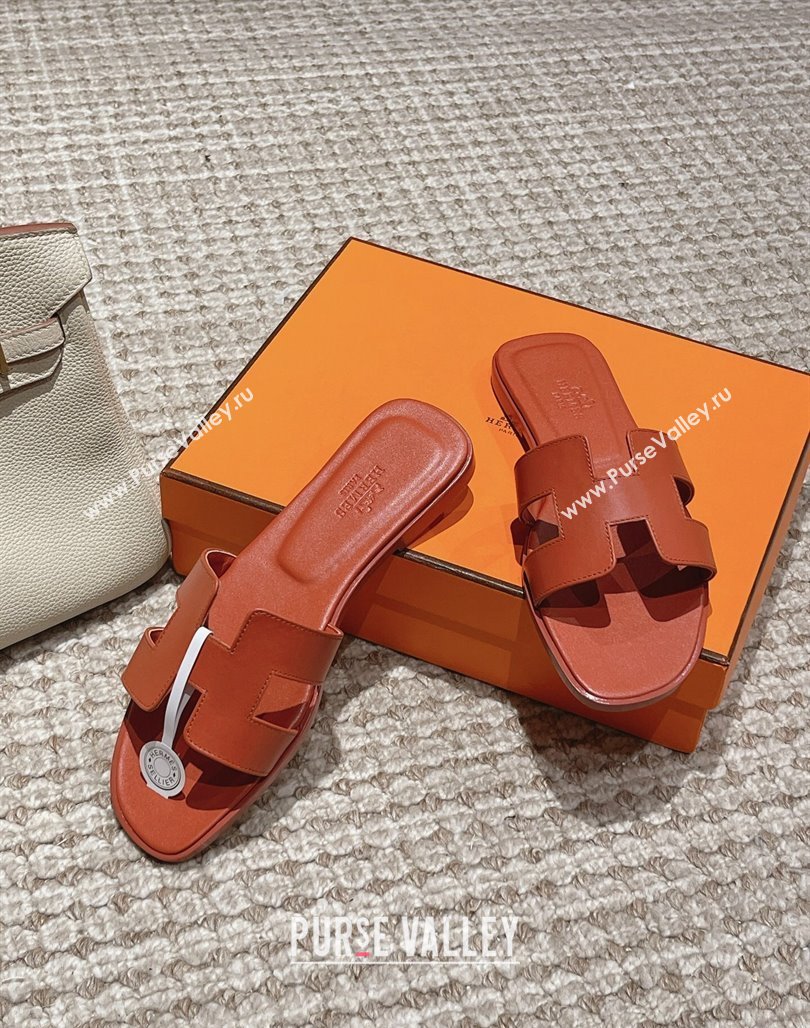 Hermes Classic Oran Flat Slide Sandals in Smooth Leather Brick Red 2024 0123 (MD-240123072)