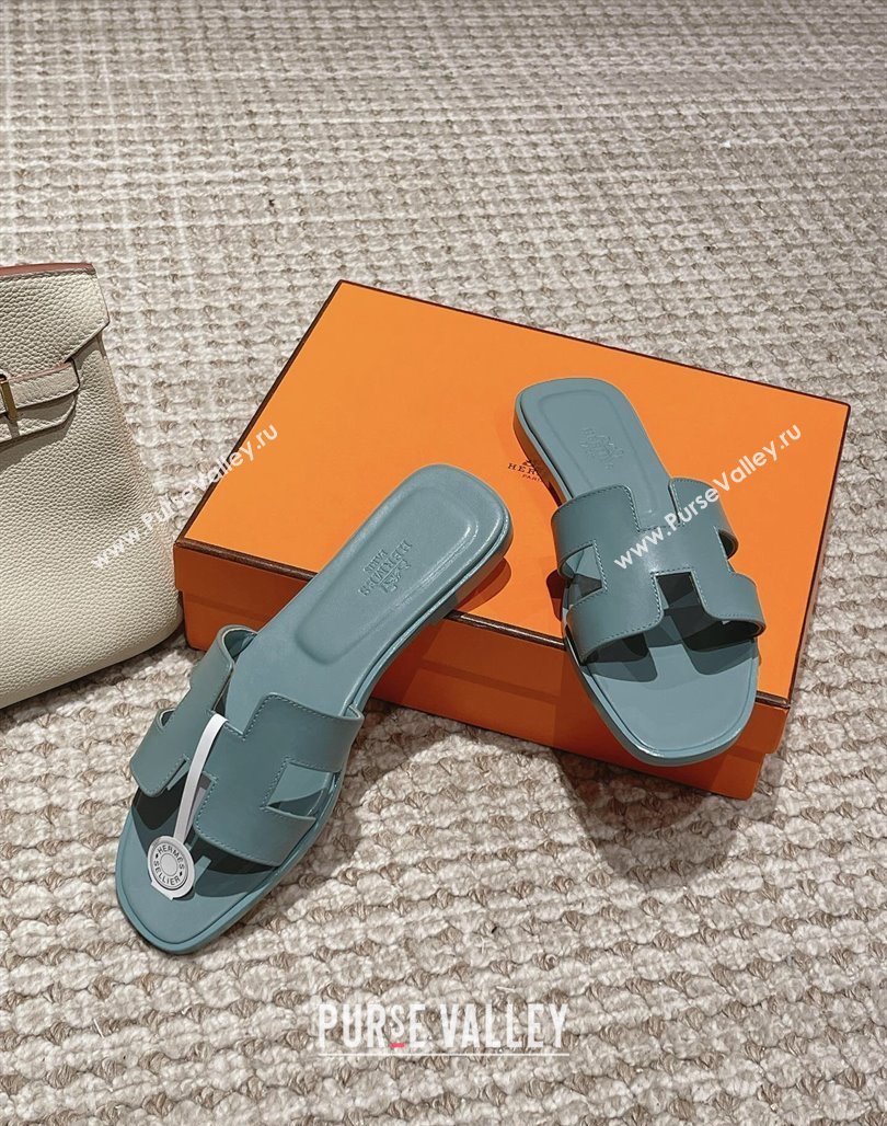 Hermes Classic Oran Flat Slide Sandals in Smooth Leather Blue 07 2024 0123 (MD-240123077)