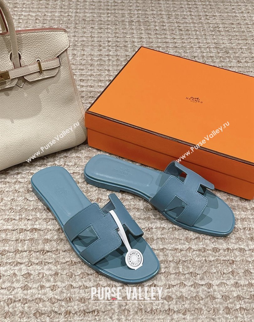 Hermes Classic Oran Flat Slide Sandals in Palm Grained Leather Blue 01 2024 0123 (MD-240123039)