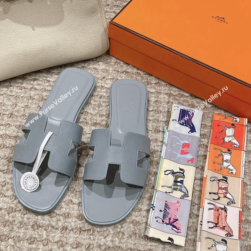 Hermes Classic Oran Flat Slide Sandals in Palm Grained Leather Grey 02 2024 0123 (MD-240123040)