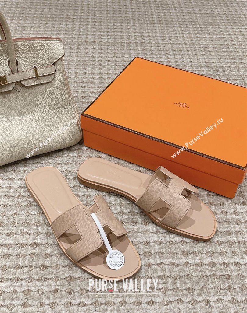 Hermes Classic Oran Flat Slide Sandals in Palm Grained Leather Beige 04 2024 0123 (MD-240123042)