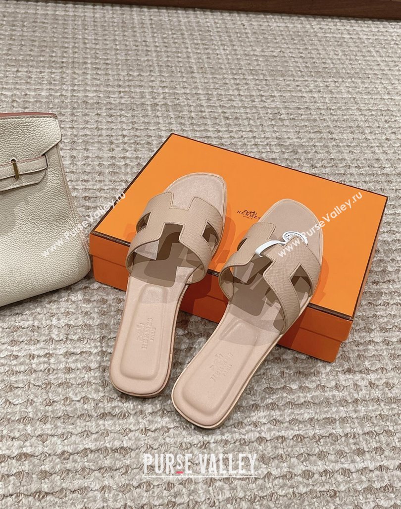 Hermes Classic Oran Flat Slide Sandals in Palm Grained Leather Beige 04 2024 0123 (MD-240123042)