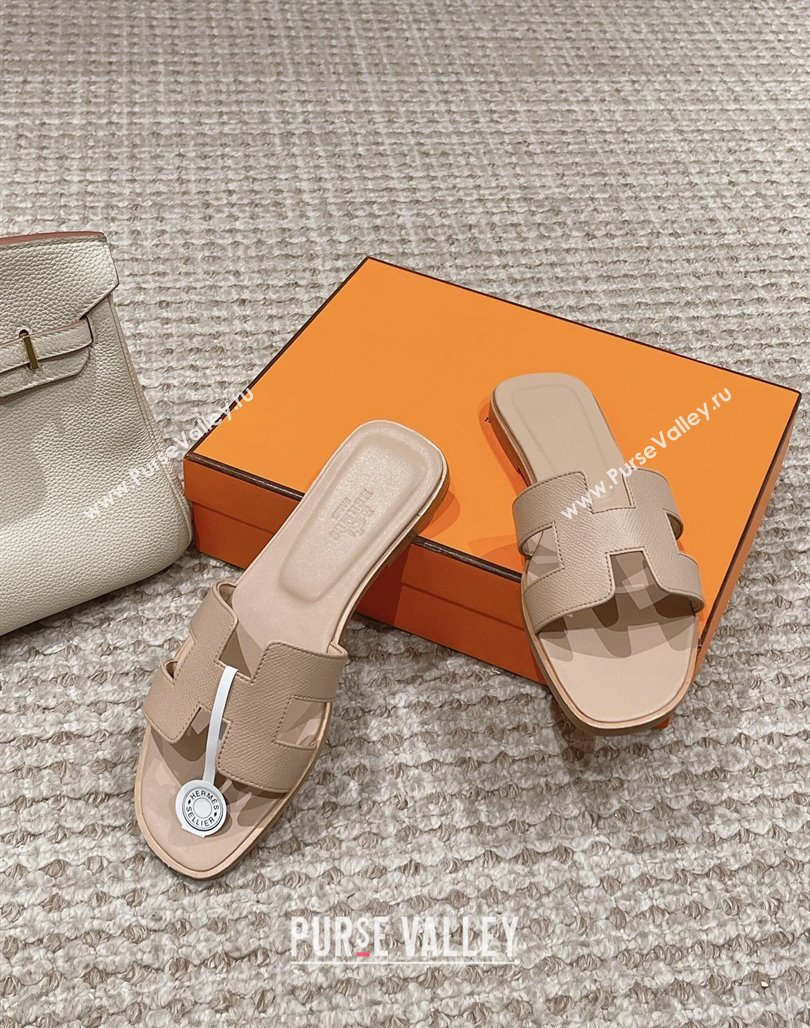 Hermes Classic Oran Flat Slide Sandals in Palm Grained Leather Beige 04 2024 0123 (MD-240123042)