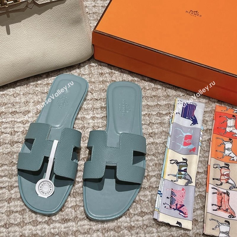 Hermes Classic Oran Flat Slide Sandals in Palm Grained Leather Blue 05 2024 0123 (MD-240123043)