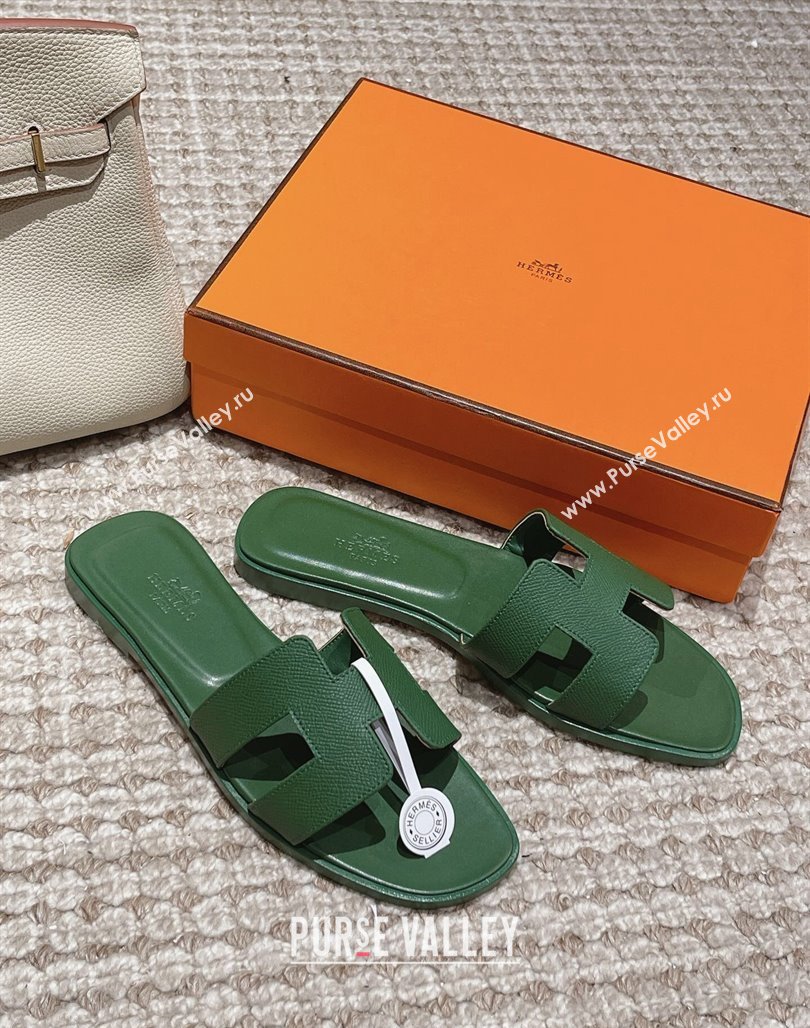 Hermes Classic Oran Flat Slide Sandals in Palm Grained Leather Green 13 2024 0123 (MD-240123052)