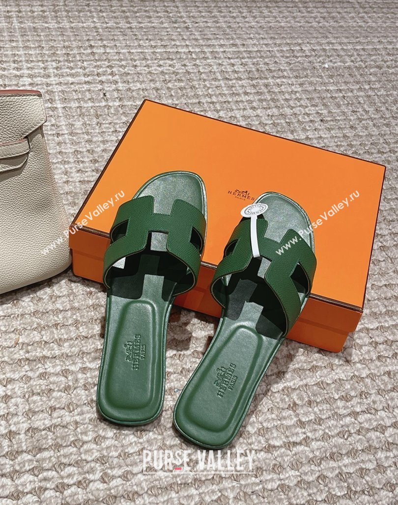 Hermes Classic Oran Flat Slide Sandals in Palm Grained Leather Green 13 2024 0123 (MD-240123052)