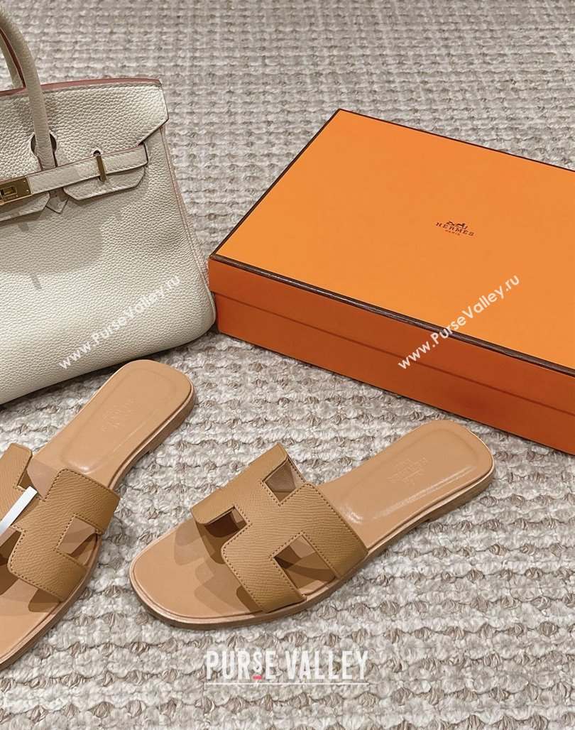 Hermes Classic Oran Flat Slide Sandals in Palm Grained Leather Brown 19 2024 0123 (MD-240123059)