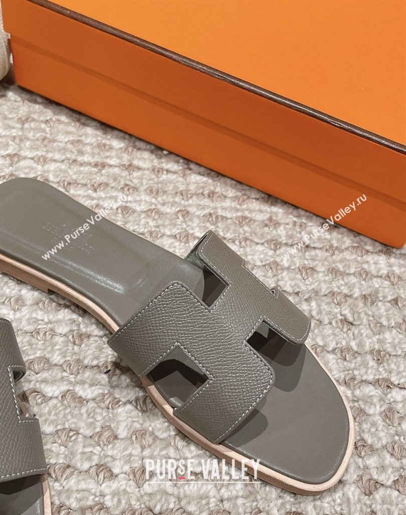 Hermes Classic Oran Flat Slide Sandals in Palm Grained Leather Grey 29 2024 0123 (MD-240123069)