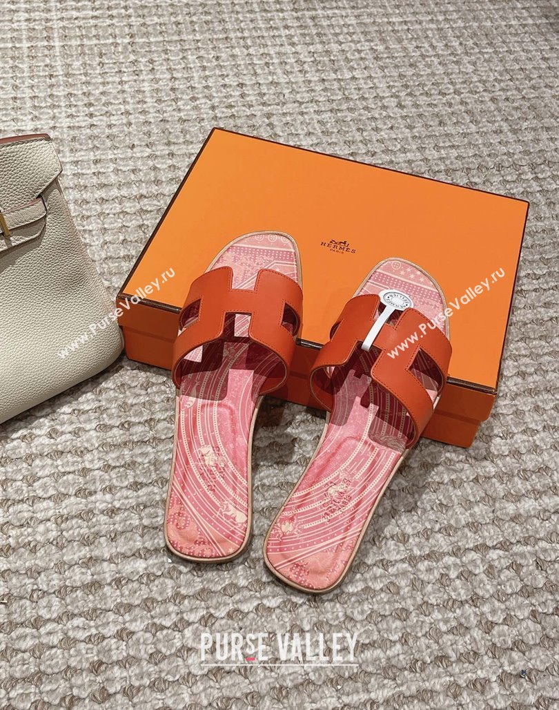 Hermes Classic Oran Flat Slide Sandals in Calfskin with Astrologie Bandana Print Orange 2024 (MD-240123084)