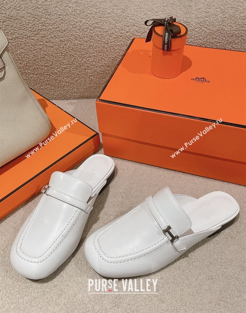 Hermes Groupie Flat Mules in Calfskin with H Buckle White 2024 (MD-240123094)