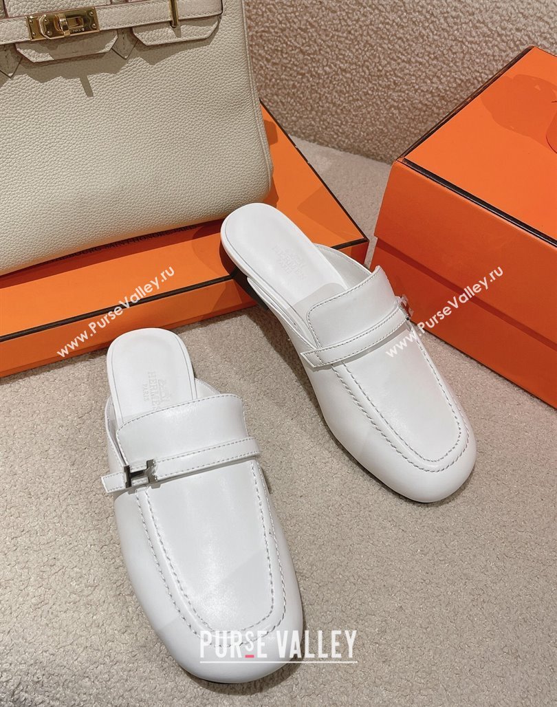 Hermes Groupie Flat Mules in Calfskin with H Buckle White 2024 (MD-240123094)