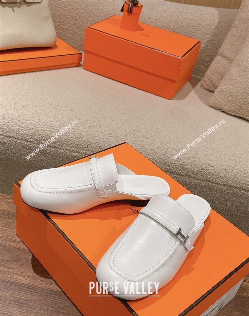 Hermes Groupie Flat Mules in Calfskin with H Buckle White 2024 (MD-240123094)