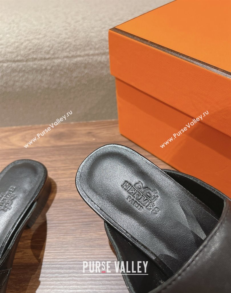 Hermes Groupie Flat Mules in Calfskin with H Buckle Black 2024 (MD-240123095)