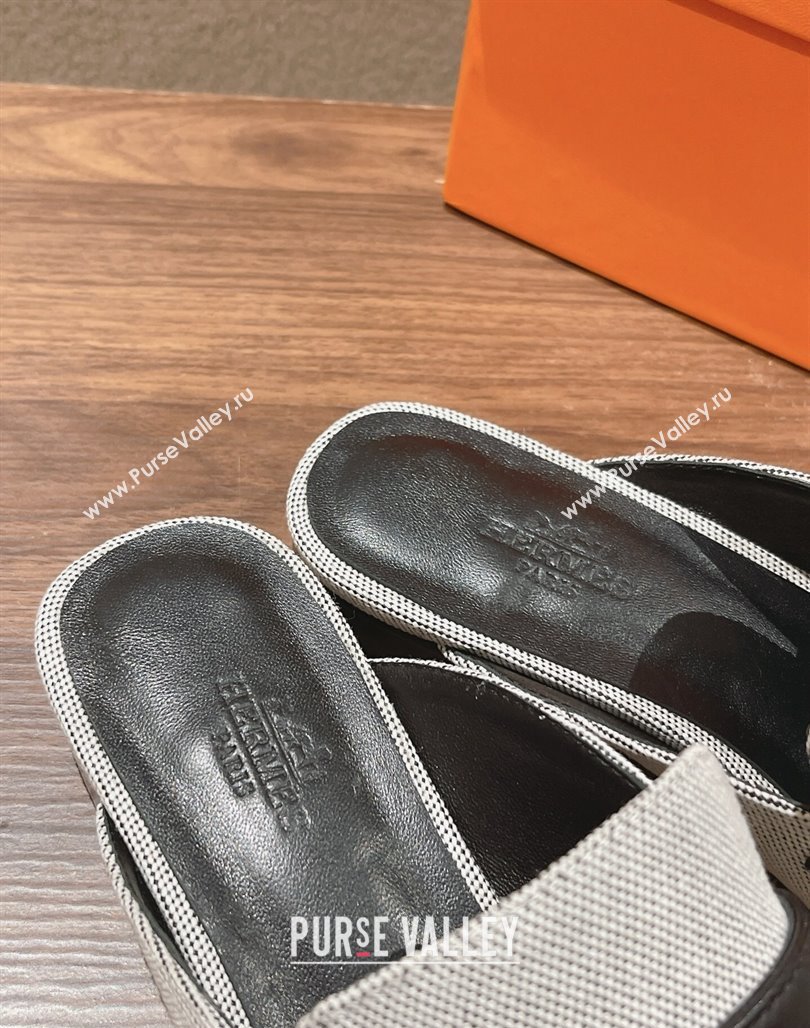 Hermes Groupie Flat Mules in Canvas with H Buckle White/Black 2024 (MD-240123097)