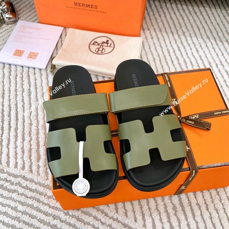 Hermes Chypre Flat Sandals in Smooth Calfskin Green 2024 0123 (MD-240123102)