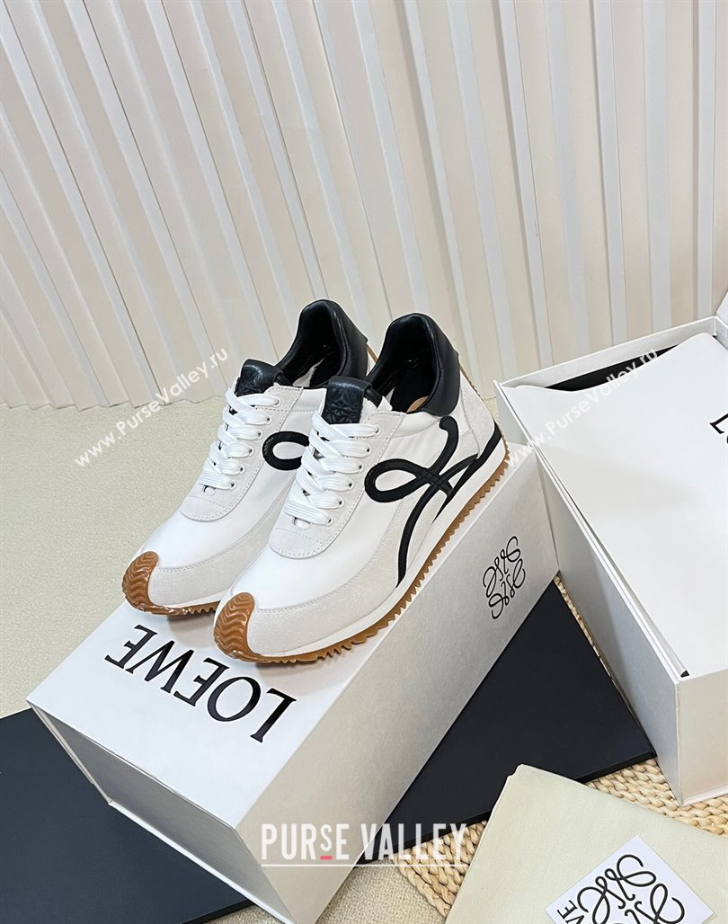 Loewe Flow Runner Sneakers in Nylon and Suede White/Black 2024 0129 (KL-240129035)