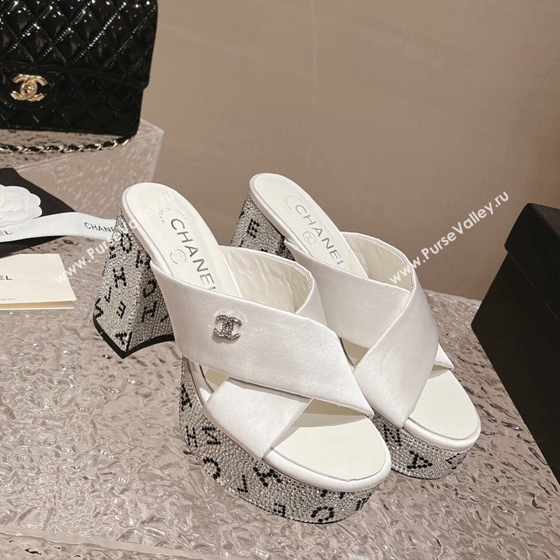 Chanel Satin Crystals Sandals 9cm G45365 White 2024 (MD-240126139)