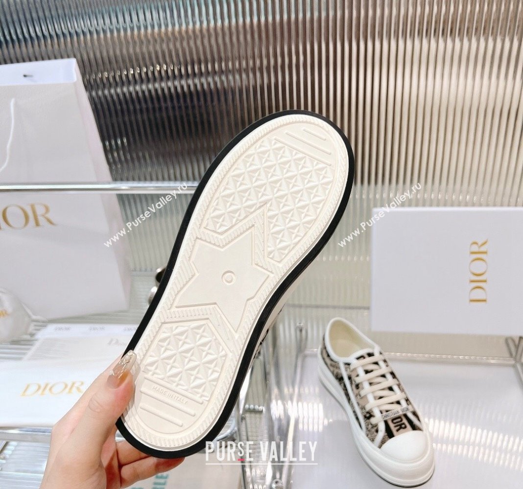 Dior WalknDior Platform Sneakers in Beige Cotton Embroidered with Plan de Paris Motif 2024 0126 (MD-240126023)