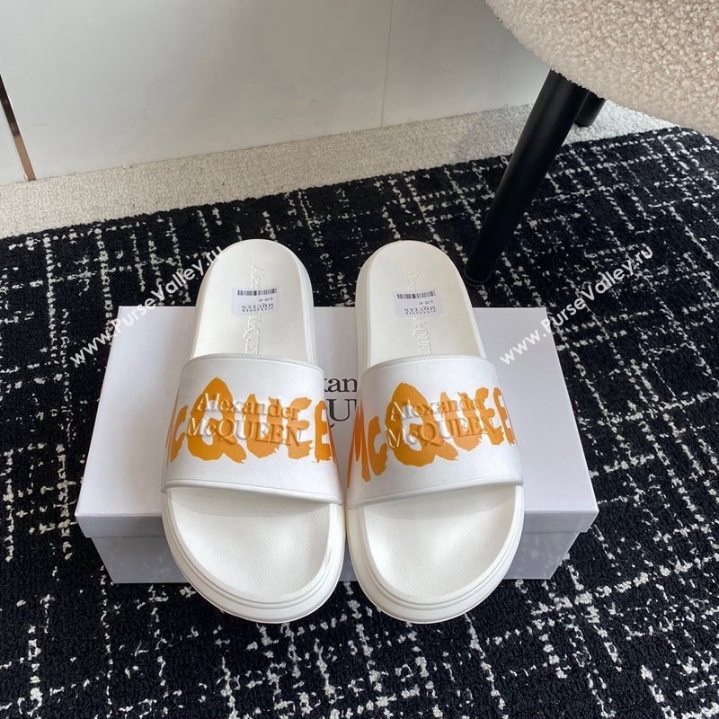 Alexander McQueen TPU Slide Sandals with Signature Print Orange 2024 043002 (KL-240430117)