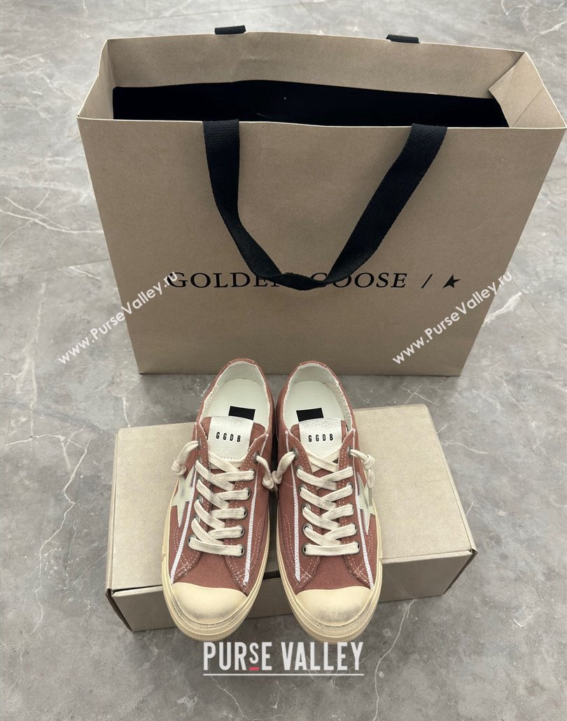 Golden Goose Womens V-Star sneakers in powder pink suede with a white leather star 2024 (13-24081006)