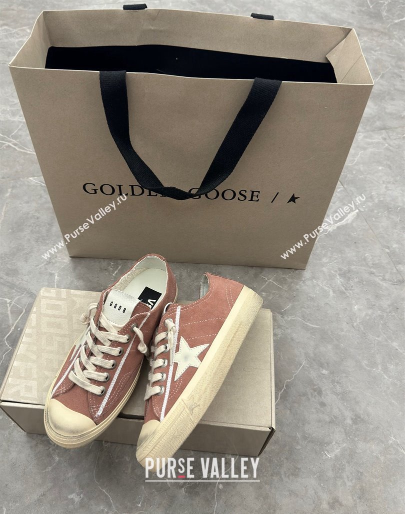 Golden Goose Womens V-Star sneakers in powder pink suede with a white leather star 2024 (13-24081006)