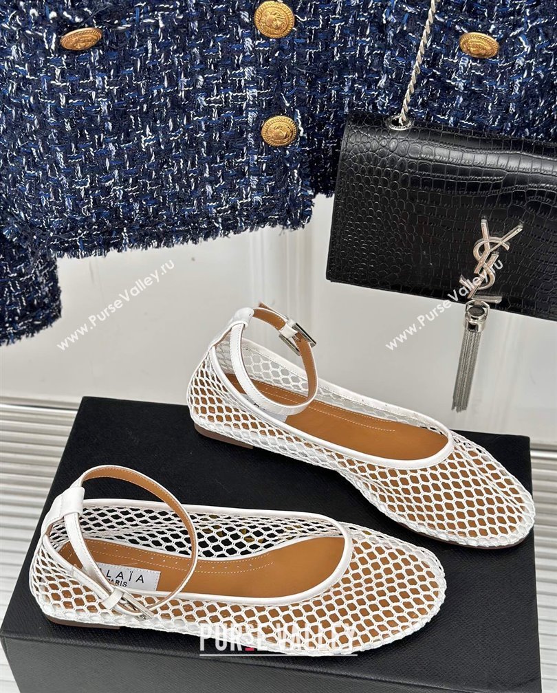 Alaia Ballet Flats in Fishnet and Ankle Strap White 2024 A111202 (KL-241112009)