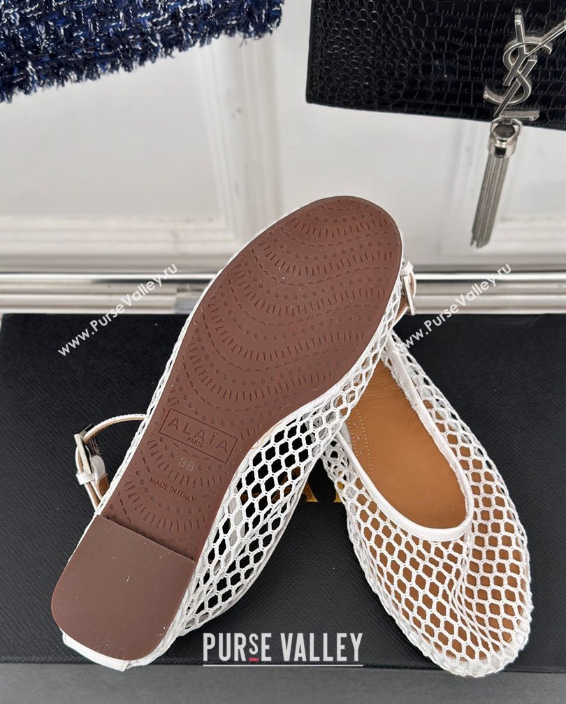 Alaia Ballet Flats in Fishnet and Ankle Strap White 2024 A111202 (KL-241112009)