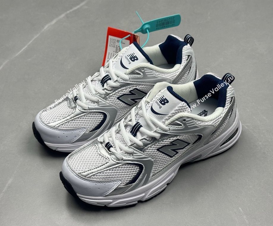 New Balance 530 Sneakers in Mesh and Leather White/Silver2 2025 0711 (13-250711019)