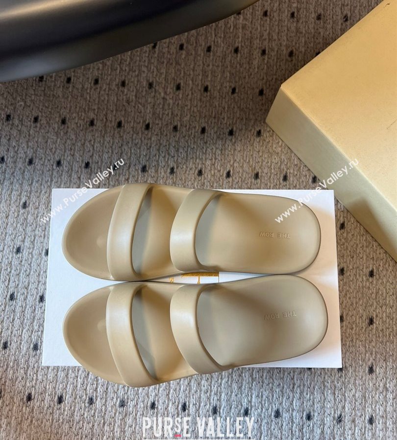 The Row Foam Sandal in Rubber Beige 2025 0711 (syt-250711039)