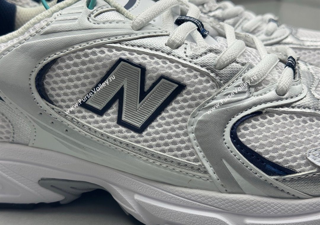 New Balance 530 Sneakers in Mesh and Leather White/Silver2 2025 0711 (13-250711019)