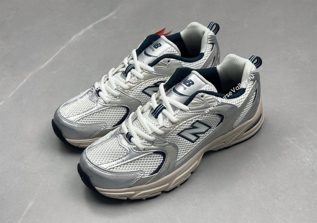 New Balance 530 Sneakers in Mesh and Leather Grey Silver 2025 0711 (13-250711018)