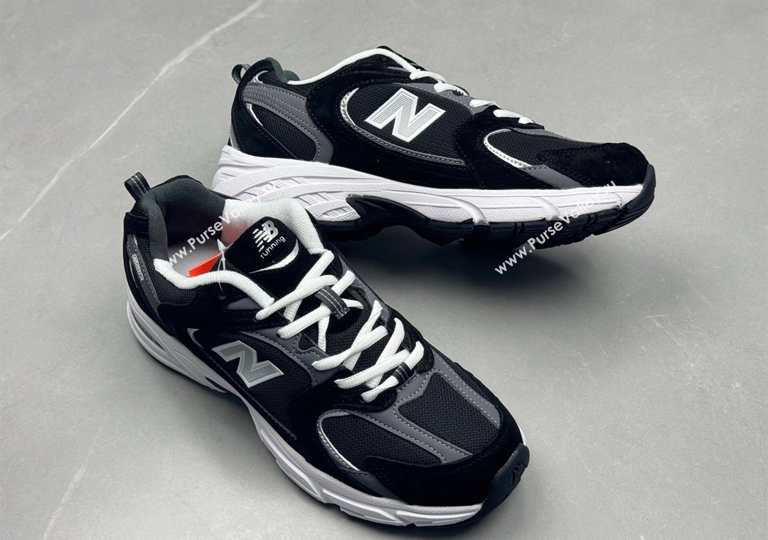 New Balance 530 Sneakers in Mesh and Leather Black/White 2025 0711 (13-250711021)