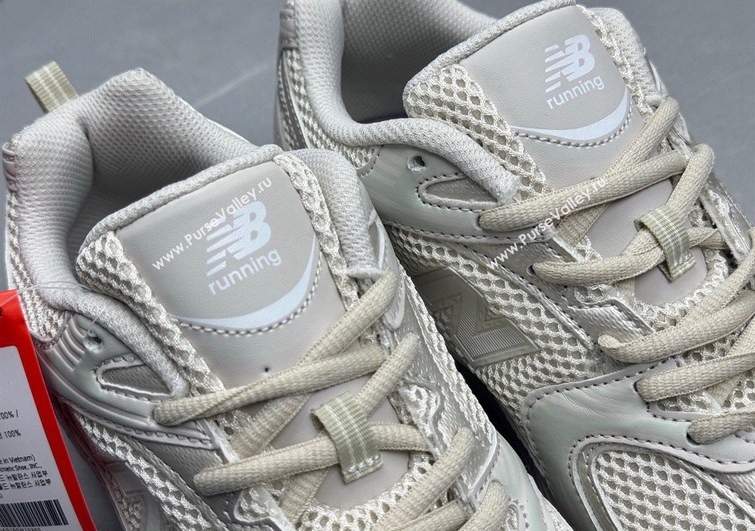 New Balance 530 Sneakers in Mesh and Leather Dusty Beige 2025 0711 (13-250711023)