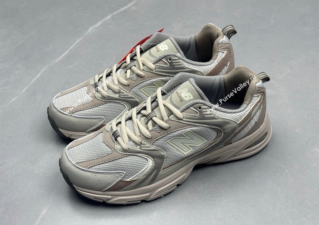 New Balance 530 Sneakers in Mesh and Leather Light Elephant 2025 0711 (13-250711025)