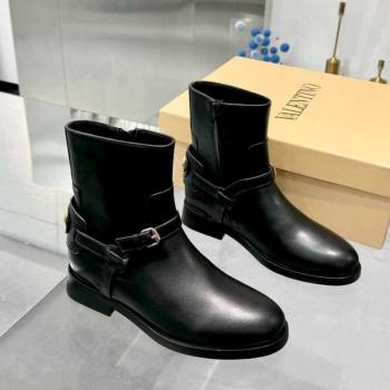 Valentino VLogo Signature Strap Flat Ankle Boots in Calfskin Leather Black 2025 1028 (XL-251104085)