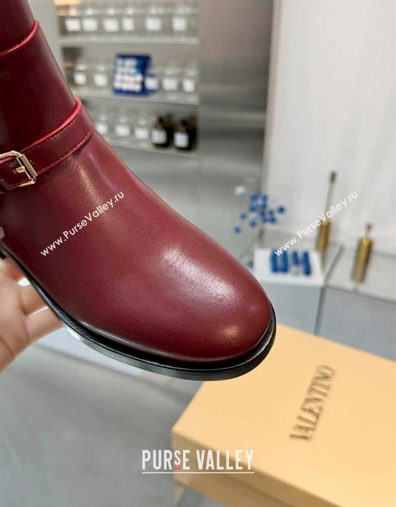 Valentino VLogo Signature Strap Flat Ankle Boots in Calfskin Leather Dark Burgundy 2025 1028 (XL-251104086)