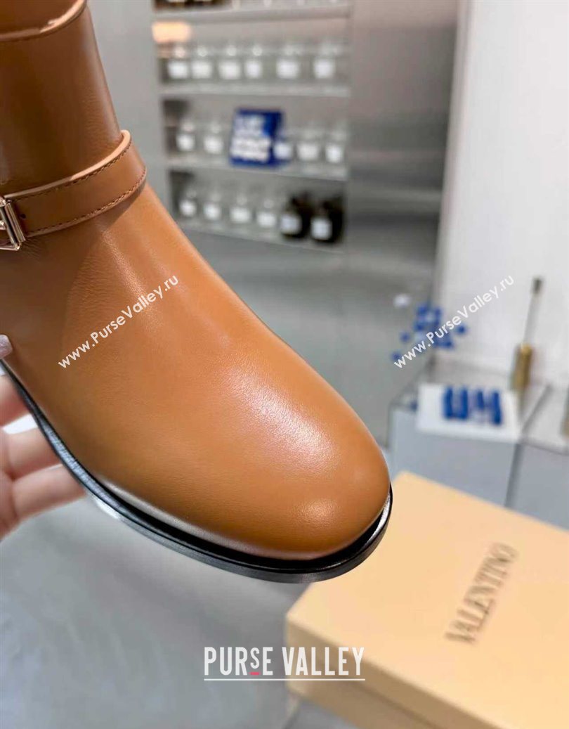 Valentino VLogo Signature Strap Flat Ankle Boots in Calfskin Leather Dark Beige 2025 1028 (XL-251104087)