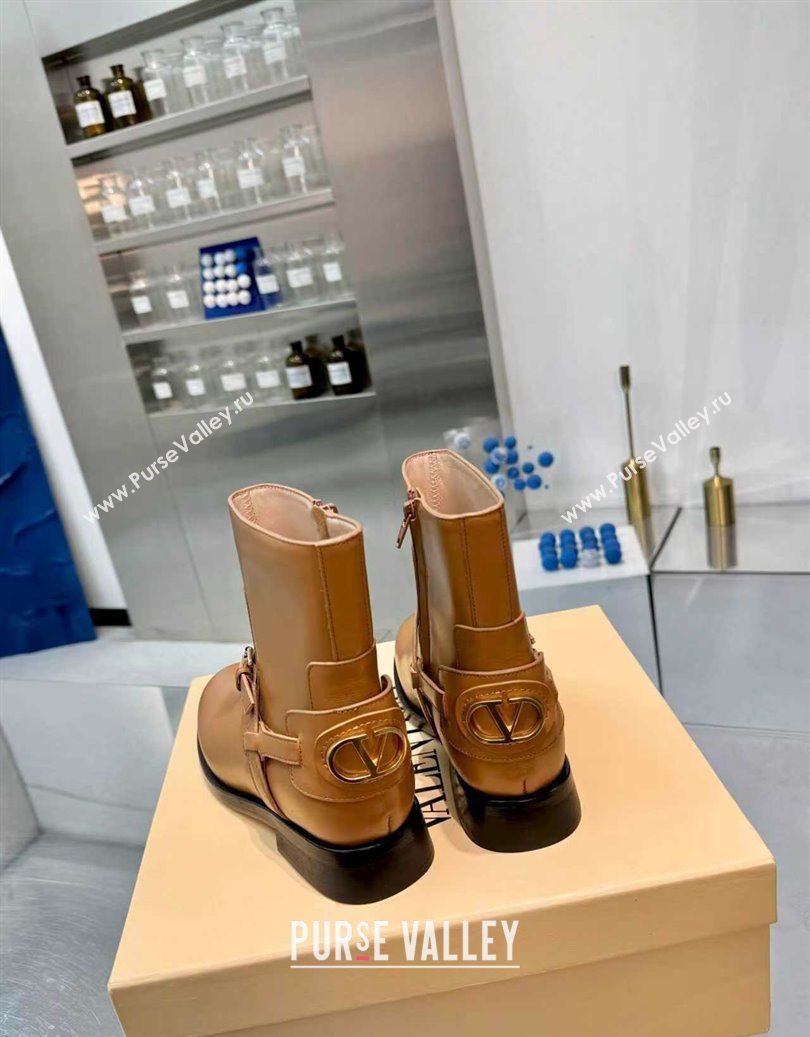 Valentino VLogo Signature Strap Flat Ankle Boots in Calfskin Leather Dark Beige 2025 1028 (XL-251104087)