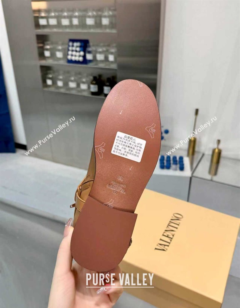 Valentino VLogo Signature Strap Flat Ankle Boots in Calfskin Leather Dark Beige 2025 1028 (XL-251104087)