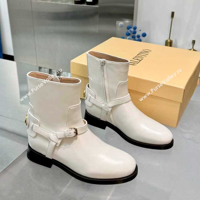 Valentino VLogo Signature Strap Flat Ankle Boots in Calfskin Leather White 2025 1028 (XL-251104088)