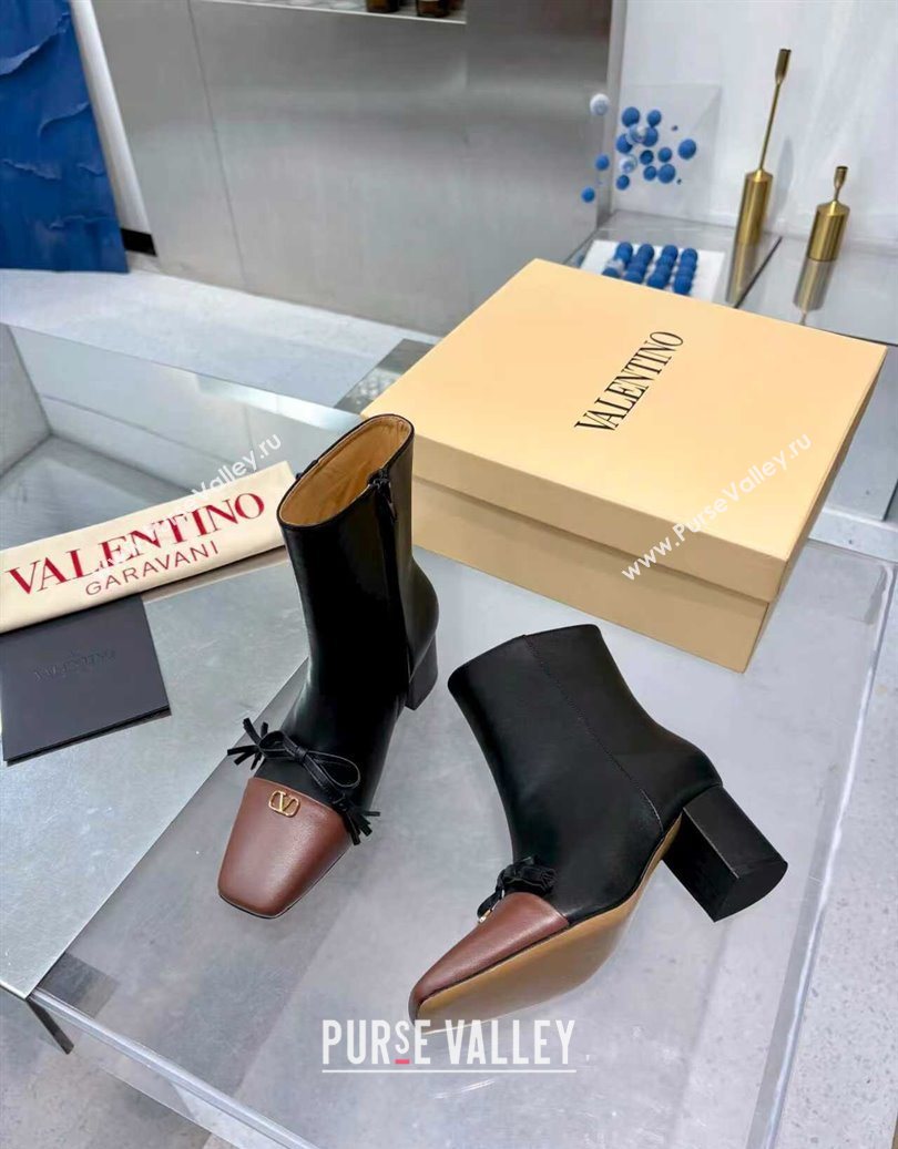 Valentino VALET DU ROI Heel Ankle Boots 6.5cm in Goatskin Leather with Bow Black/Brown 2025 1028 (XL-251104089)