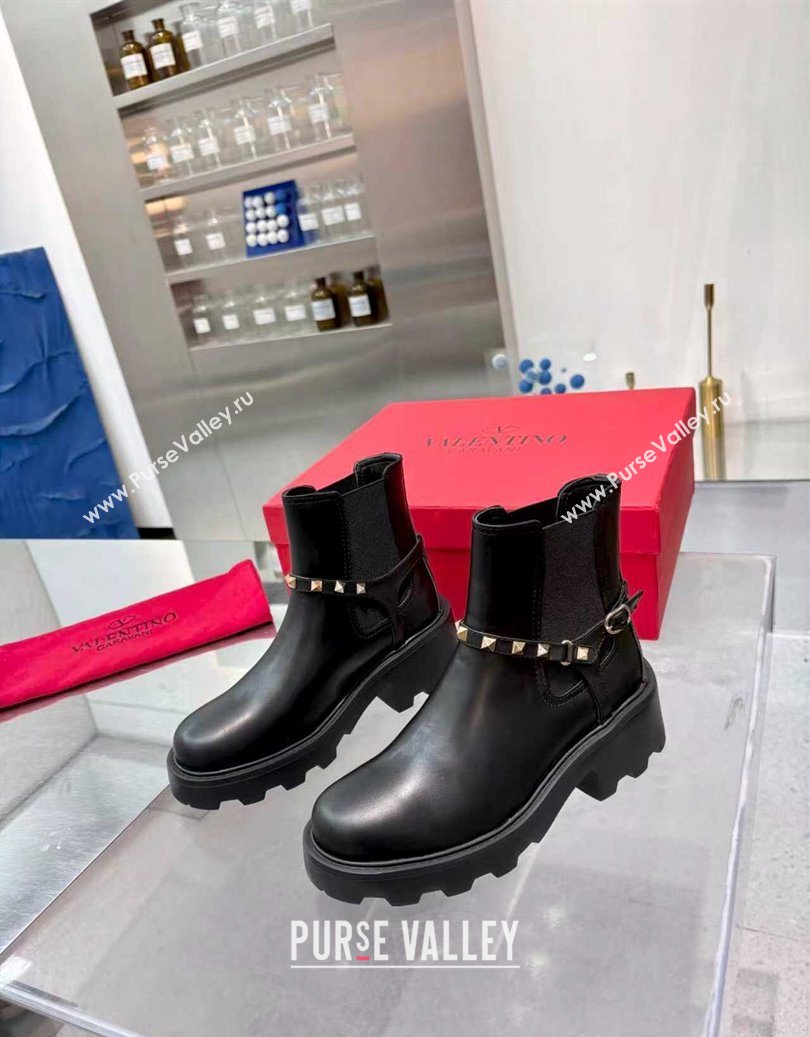 Valentino Rockstud Strap Ankle Boots 5.5cm in Calfskin Leather Black/Gold 2025 1104 (XL-251104093)