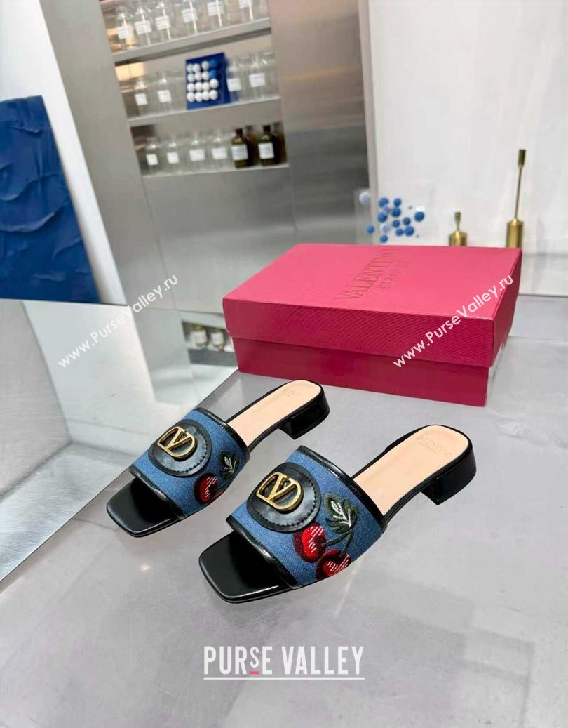 Valentino VLogo Signature Cherryfic Slides Sandal 3cm in Blue Denim and Leather Black 2025 1104 (XL-251104095)