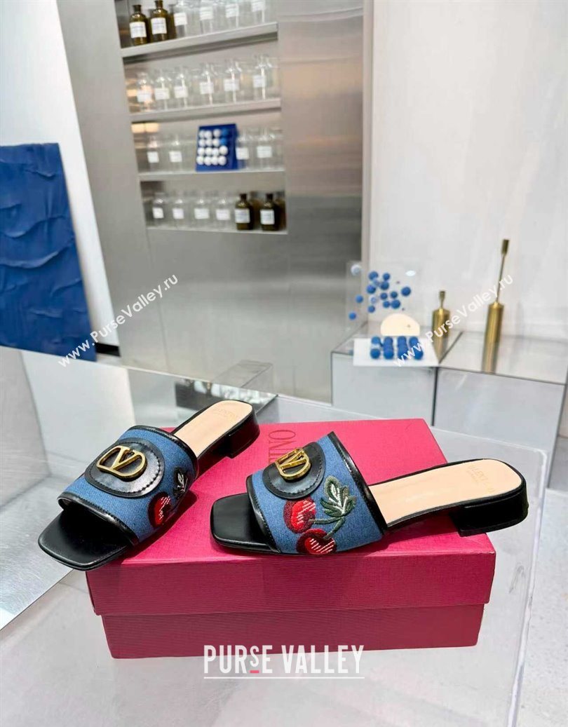 Valentino VLogo Signature Cherryfic Slides Sandal 3cm in Blue Denim and Leather Black 2025 1104 (XL-251104095)