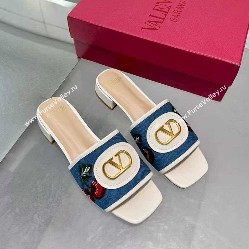 Valentino VLogo Signature Cherryfic Slides Sandal 3cm in Blue Denim and Leather White 2025 1104 (XL-251104097)