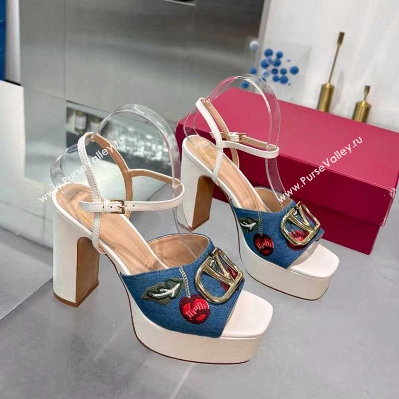 Valentino VLogo Signature Cherryfic Platform Sandals 11cm in Blue Denim and Leather White 2025 1104 (XL-251104098)