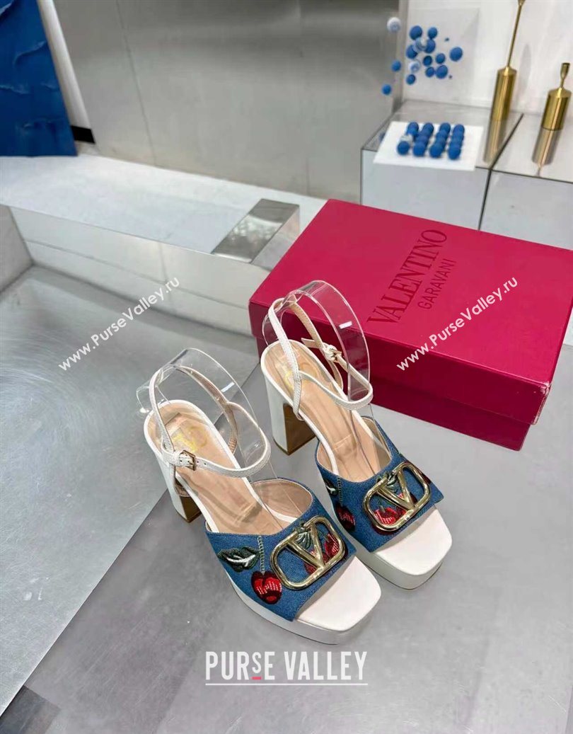 Valentino VLogo Signature Cherryfic Platform Sandals 11cm in Blue Denim and Leather White 2025 1104 (XL-251104098)
