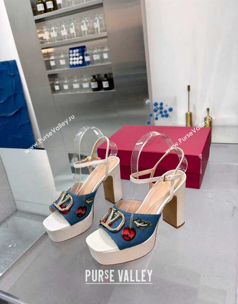 Valentino VLogo Signature Cherryfic Platform Sandals 11cm in Blue Denim and Leather White 2025 1104 (XL-251104098)